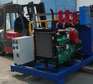 專業(yè)提供大型液壓站，維護(hù)簡(jiǎn)單，深受客戶認(rèn)可